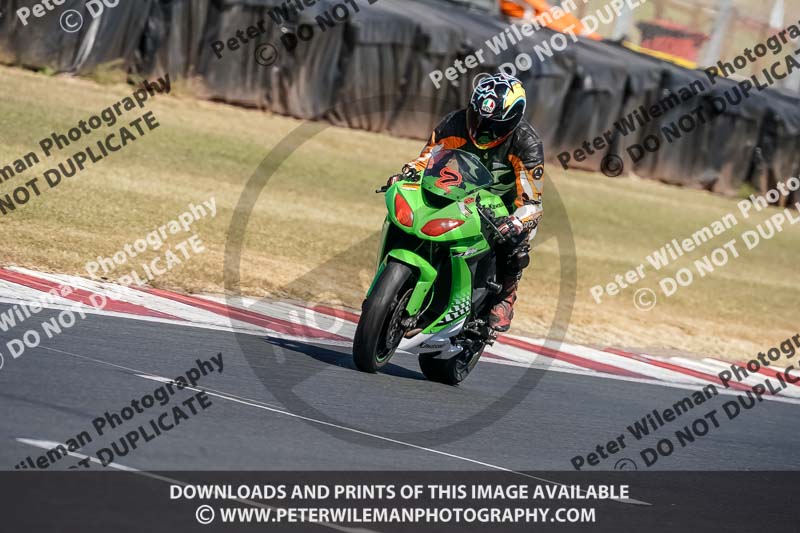 donington no limits trackday;donington park photographs;donington trackday photographs;no limits trackdays;peter wileman photography;trackday digital images;trackday photos